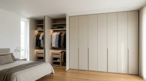 Desain Floor-to-Ceiling (Full Plafon)